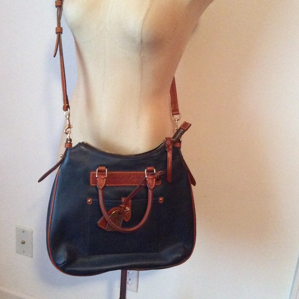 Dooney & Bourke cross body